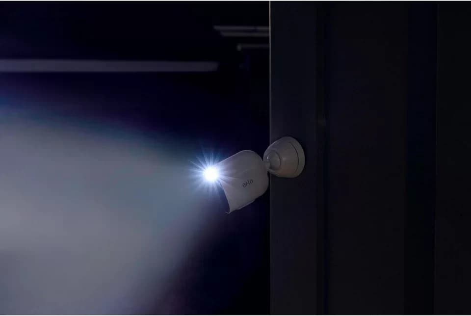 ARLO Überwachungskamera Ultra 2 Spotlight 2er Set Kit Schwarz VMS5240B-200EUS WLAN 4K - Thumbnail 5