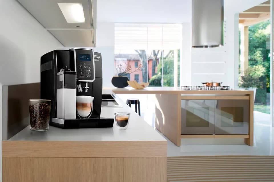 De'Longhi Kaffeevollautomat Dinamica ECAM356.57.B - 14 Kaffeegetränke mit perfektem Milchschaum, Kannen-Funktion (6 Tassen), Kegelmahlwerk (13-stufig), 5 Kaffeestärken - Thumbnail 7
