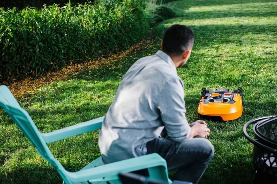 Worx Rasenmähroboter Landroid L2000, bis 2000 m² Rasenfläche, (Set), 2000m², 20V/5Ah, 22cm/30-60mm, WiFi/Bluetooth, Cut to edge, PowerShare - Thumbnail 10