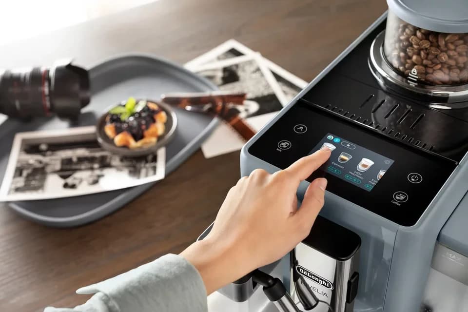 De'Longhi Kaffeevollautomat Rivelia EXAM440.55.G – 16 Kaffee-Rezepte, 2 Barista-Bohnenbehälter, grau, Extra-Shot-Funktion, Innovatives Bean-Switch System, Touchdisplay - Thumbnail 10