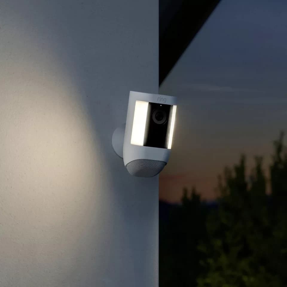 Ring Überwachungskamera ring Spotlight Cam Pro - Battery - White 8SB1S2-WEU1 WLAN IP Überwach (8SB1S2-WEU1 (Spotlight Cam Pro - Battery - White) - Thumbnail 6