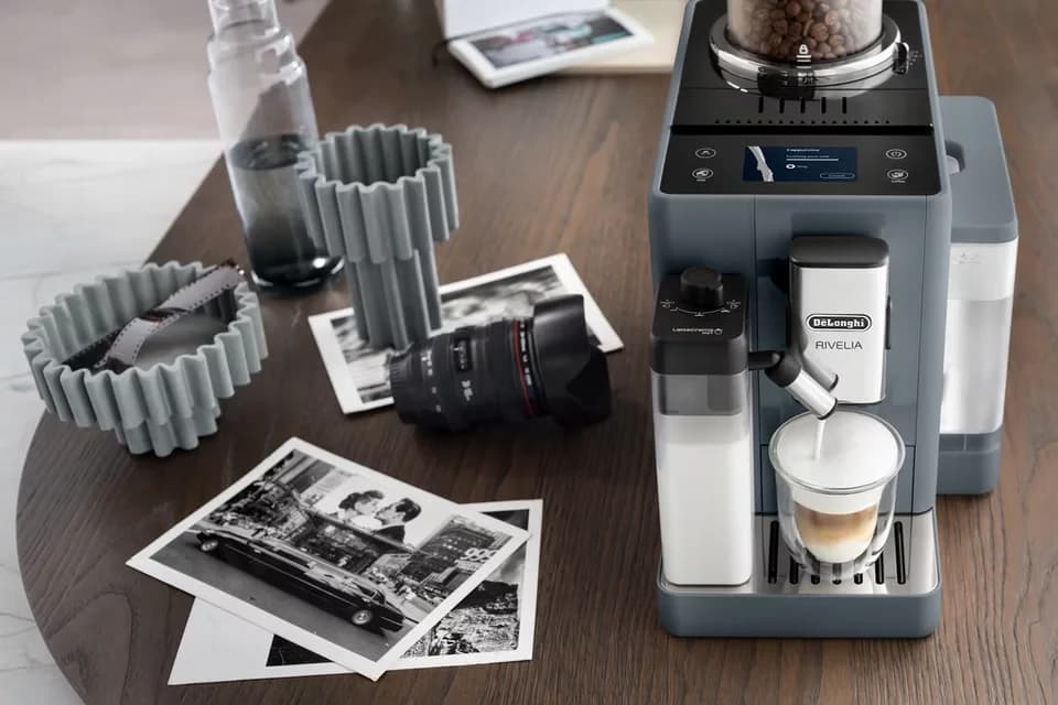 De'Longhi Kaffeevollautomat Rivelia EXAM440.55.G – 16 Kaffee-Rezepte, 2 Barista-Bohnenbehälter, grau, Extra-Shot-Funktion, Innovatives Bean-Switch System, Touchdisplay - Thumbnail 7