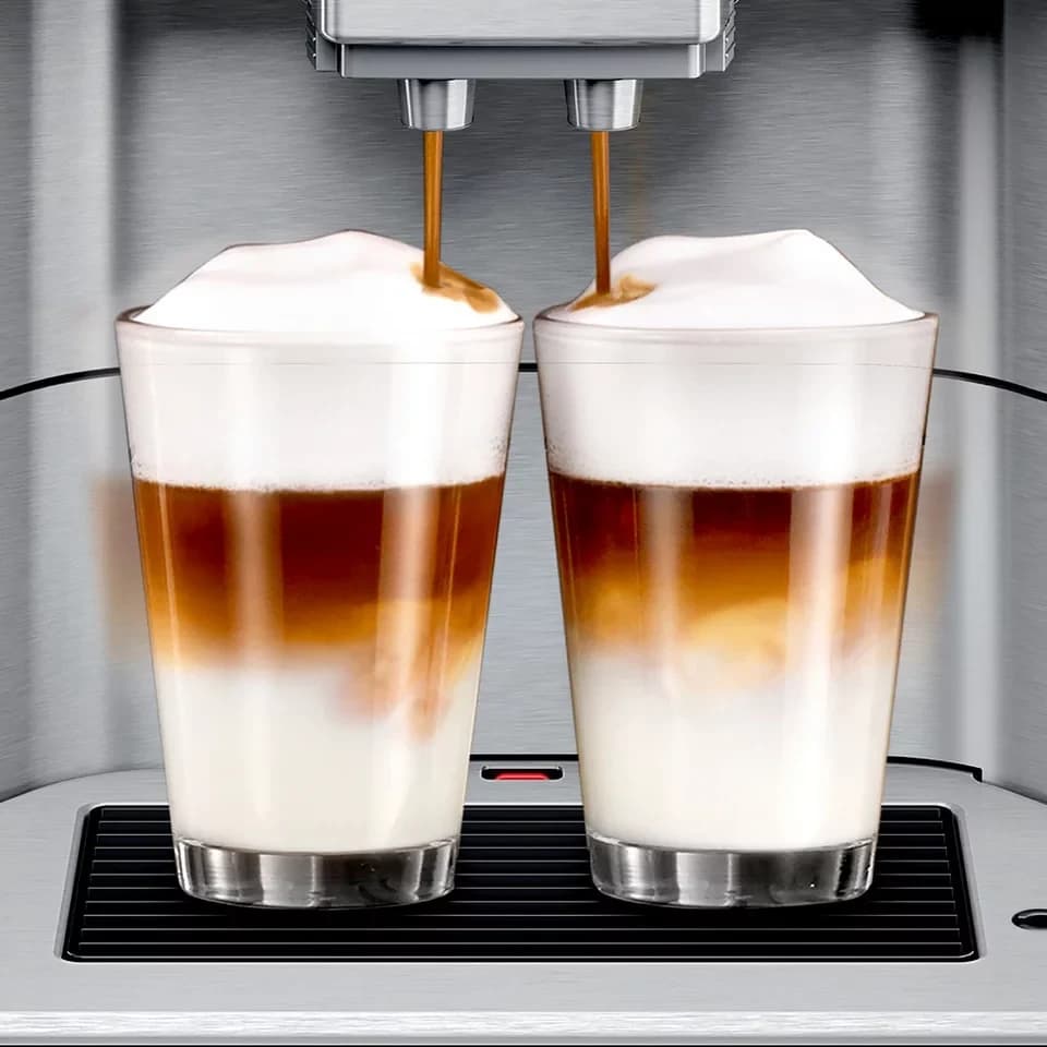 SIEMENS Kaffeevollautomat EQ6 plus s700 TE657M03DE, viele Kaffeespezialitäten, Doppeltassenfunk, Edelstahl-Milchbehälter, automatische Dampfreinigung, edelstahl - Thumbnail 3