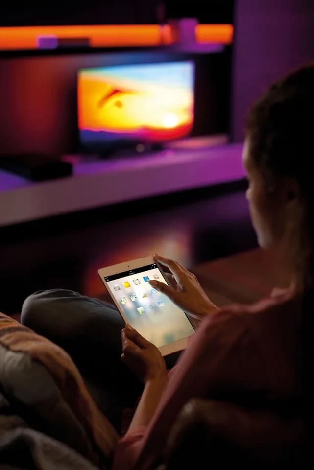 Philips Hue LED Stripe, LED Lightstrip+ Basis, 1600 Lumen - Thumbnail 10