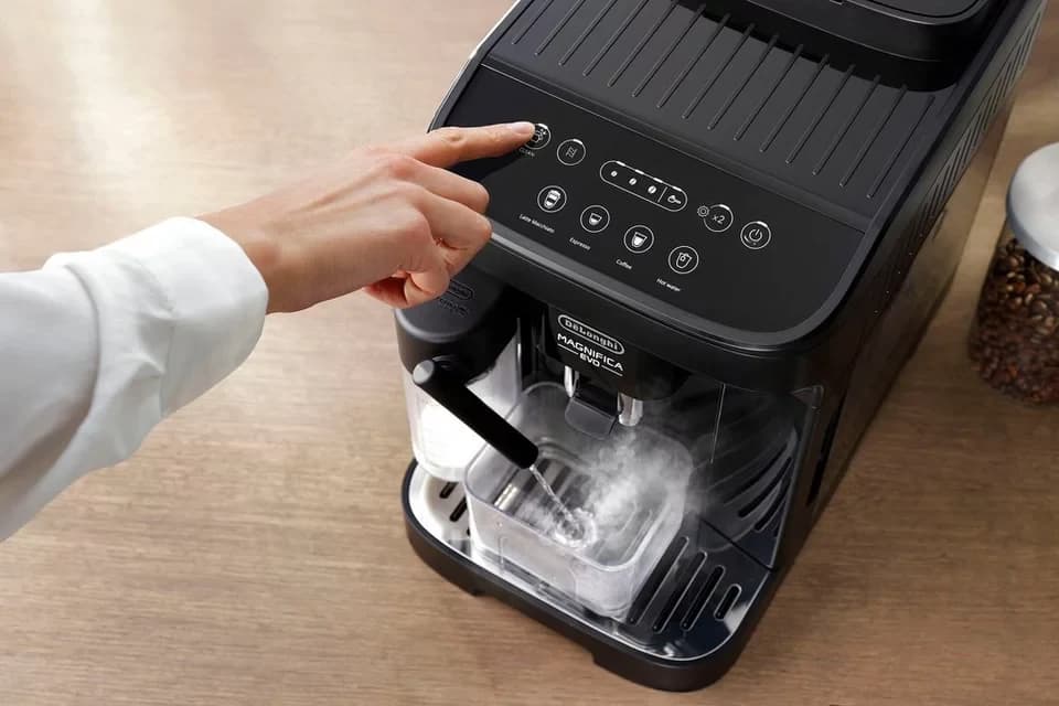 De'Longhi Kaffeevollautomat Magnifica Evo ECAM290.51.B - Espresso, Kaffee, Latte Macchiato und Tee, LatteCrema Milchsystem, My-Funktion, automatische Reinigung - Thumbnail 6