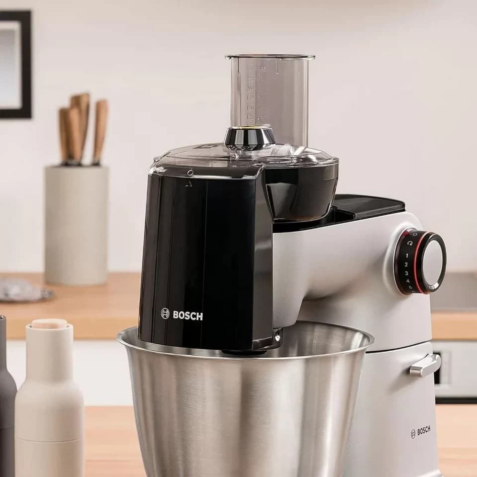 BOSCH Küchenmaschine Serie 8 MUM9D33S11, Durchlaufschnitzler, 3 Scheiben, silber, 1600 W, 5,5 l Schüssel, Edelstahlschüssel, Knethaken/Rühr-/Silikonbesen, spülm.fest - Thumbnail 7