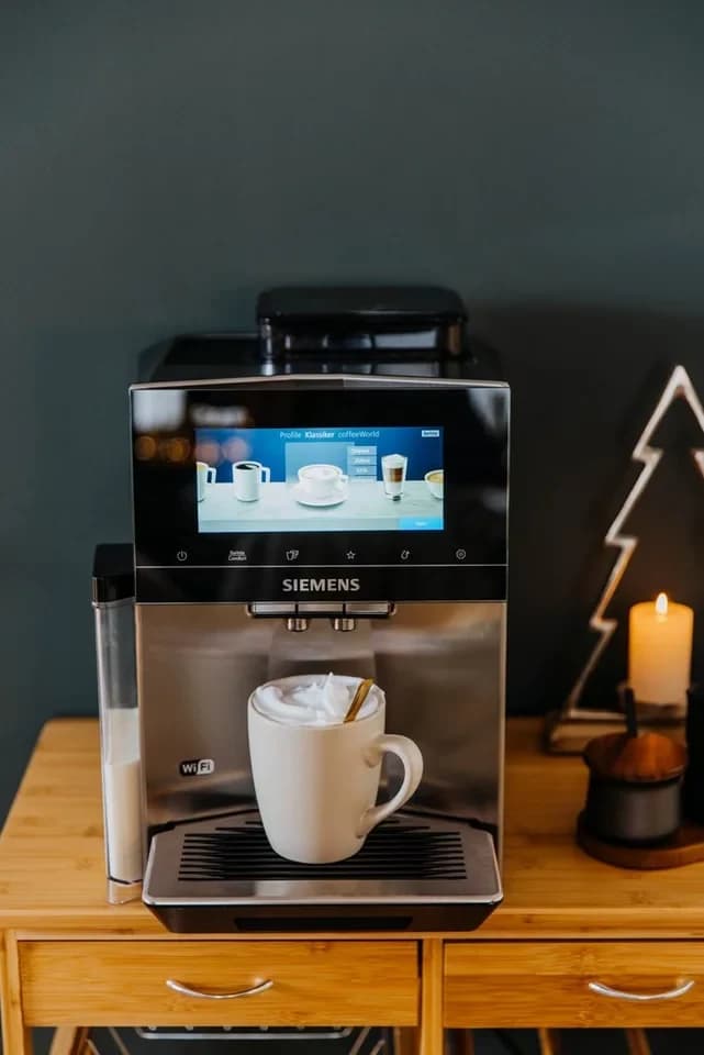 SIEMENS Kaffeevollautomat EQ900 TQ903D43, intuitives 6,8" TFT-Display, Geräuschreduzierung, App-Steuerung, Barista-Modus, AromaSelect, 3 Profile, edelstahl - Thumbnail 10